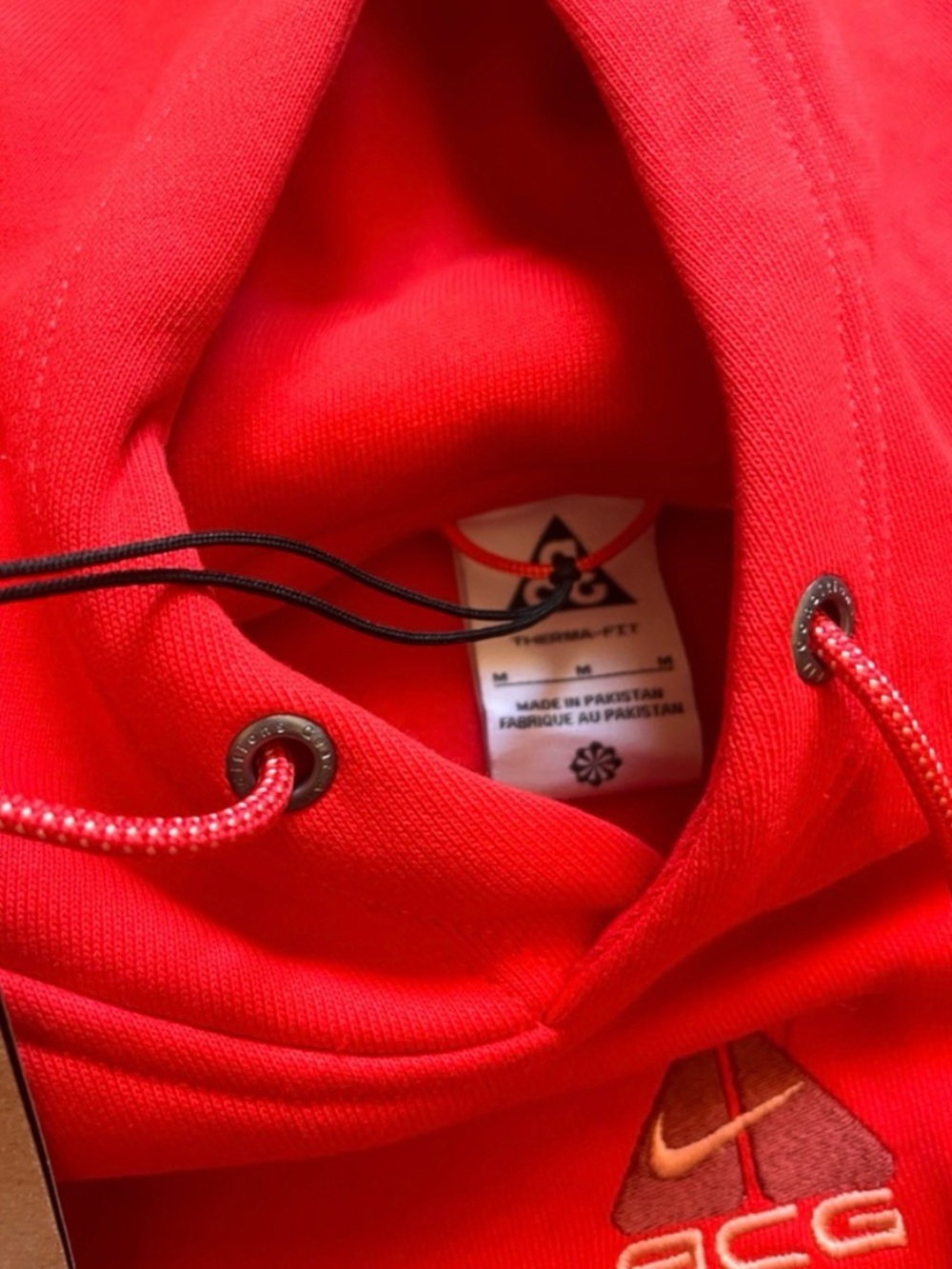 NWT!! Nike ACG Therma Fit Hoodie - Picture 4 of 5